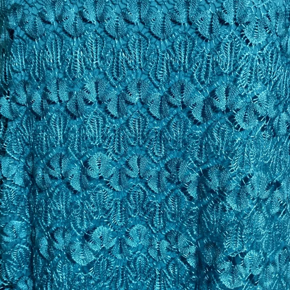 Turquoise Lace Tunic Top - Picture 10 of 11